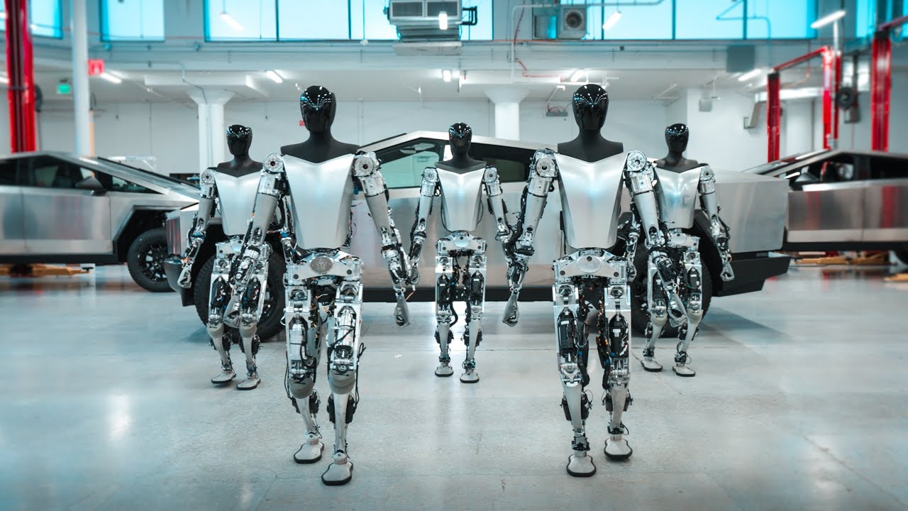 humanoid Tesli w laboratorium Uśmiechnięty humanoid w laboratorium Tesli